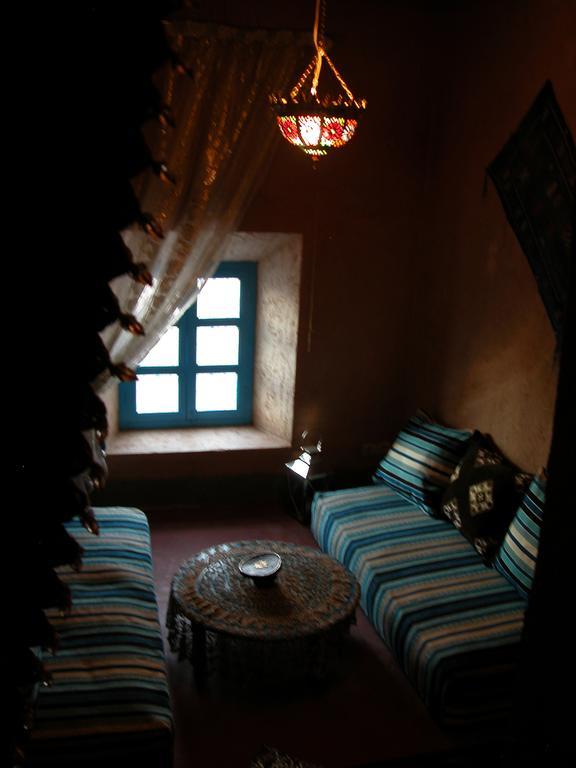Kasbah Iswan Bed & Breakfast Kelaat-M'Gouna Екстериор снимка