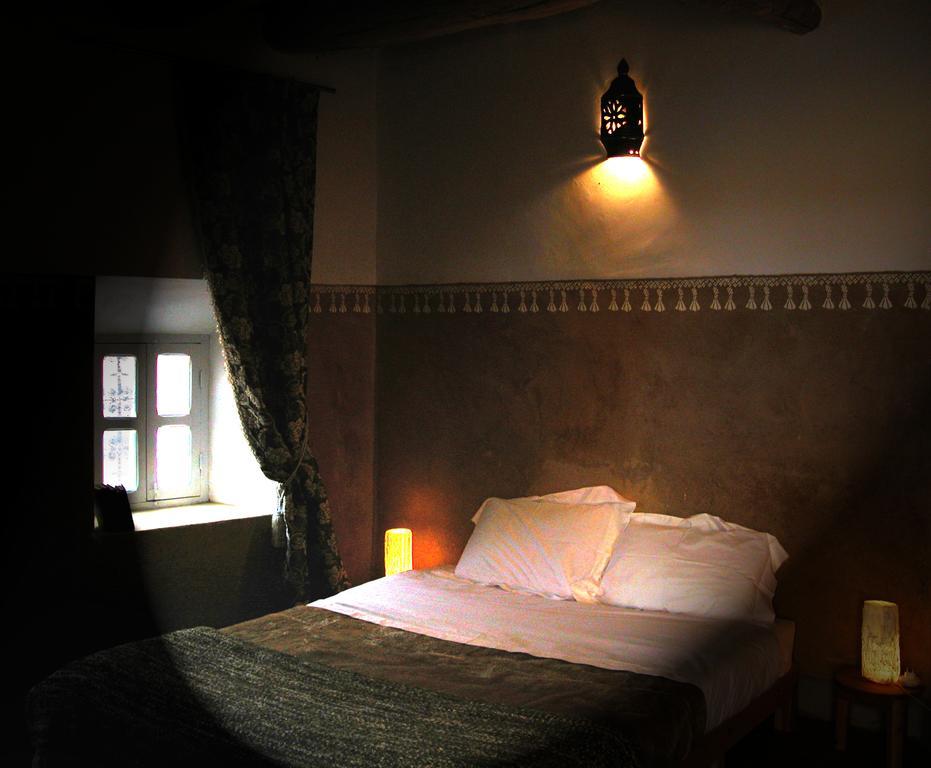 Kasbah Iswan Bed & Breakfast Kelaat-M'Gouna Екстериор снимка