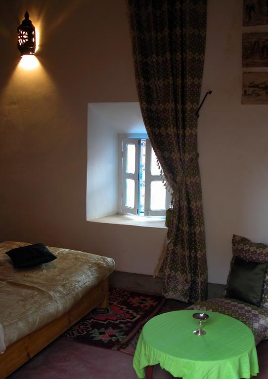 Kasbah Iswan Bed & Breakfast Kelaat-M'Gouna Стая снимка